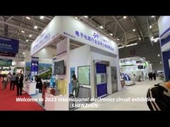 Salle de douche à air propre exposée à la foire