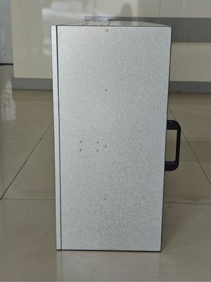 1220*620*350 mm Taille de la zone de travail Capuche laminée avec filtrage et matériau de filtrage en fibre de verre