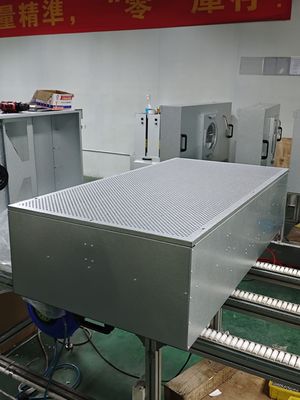 Efficacité de filtration ≥ 99,99% Capot de débit laminaire avec matériau de filtre en fibre de verre et matériau de cadre en acier galvanisé